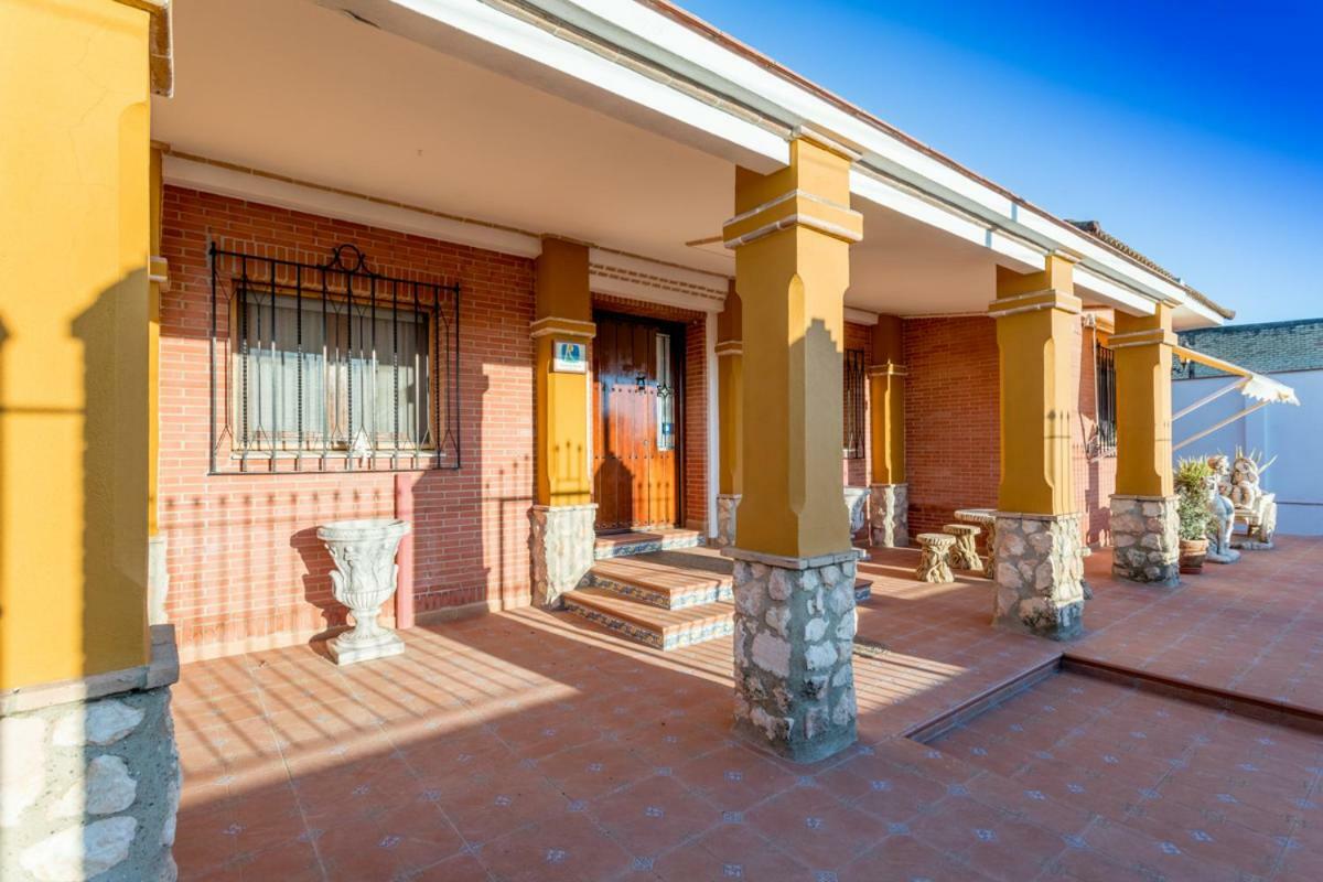 Villa Casa Ludima Fuentes de Andalucía Exterior foto