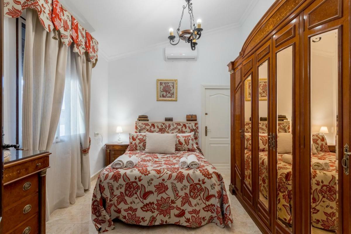 Villa Casa Ludima Fuentes de Andalucía Exterior foto